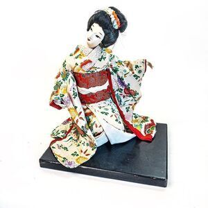 Vintage 10” Kneeling Geisha Japanese Doll